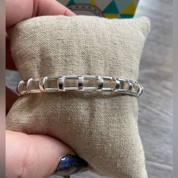 STELLA & DOT- Cage Cuff - Picture 3 of 6